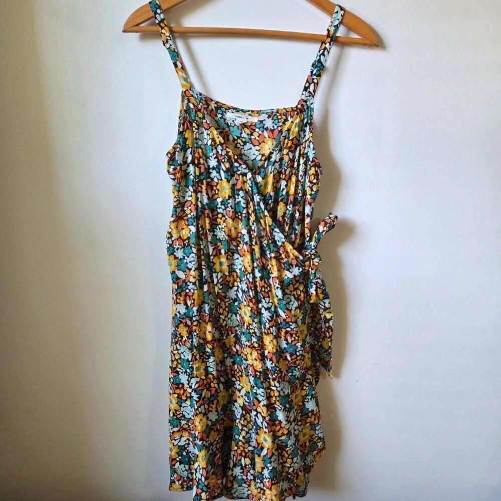 NEVER WORN O'NEILL FLORAL WRAP TANK SHORT DRESS SIZE MEDIUM